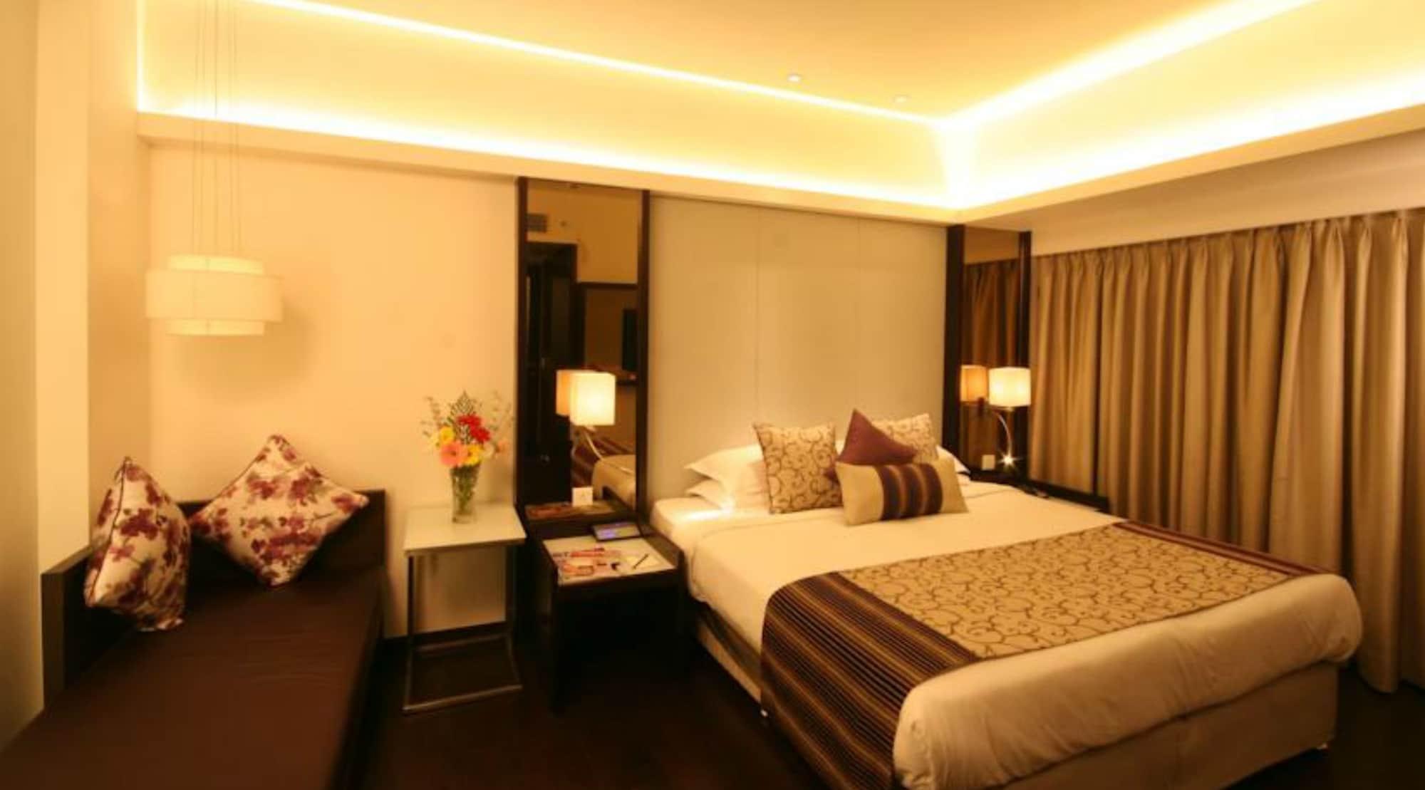 The Sahil Hotel Bombay Exterior foto