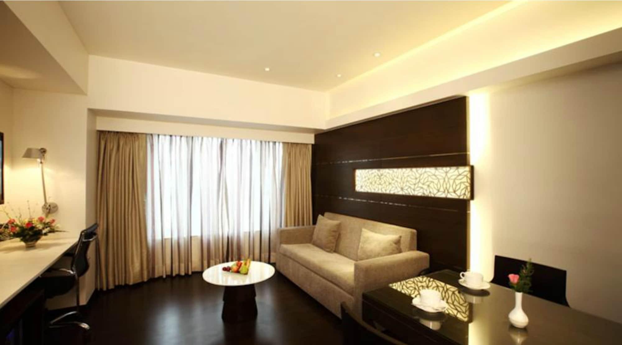 The Sahil Hotel Bombay Exterior foto
