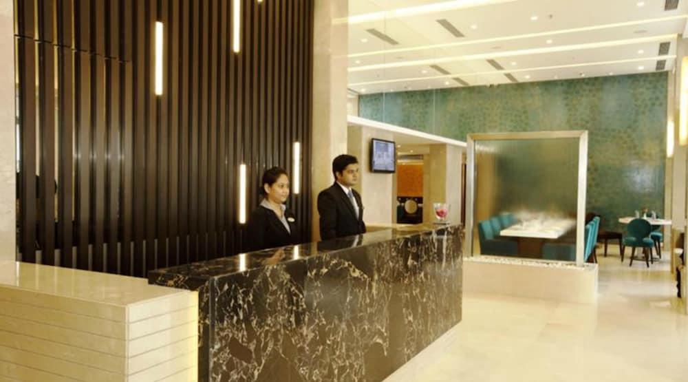 The Sahil Hotel Bombay Exterior foto