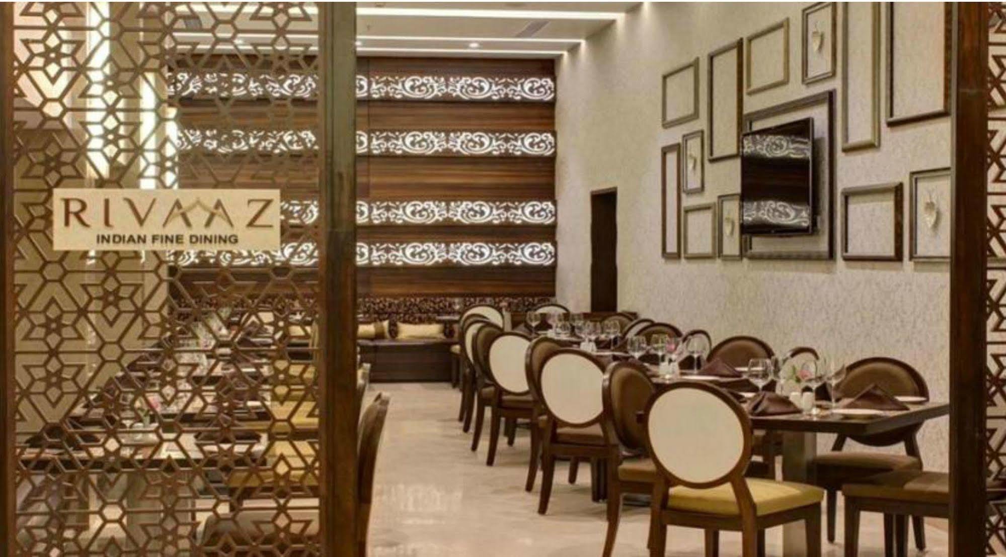 The Sahil Hotel Bombay Exterior foto